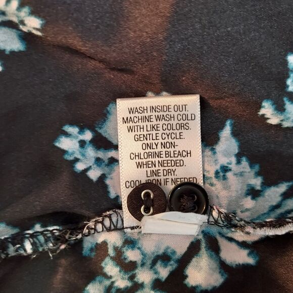 Simply Vera Wang Shirt Top Black Floral 3/4 Sleeve Split Open Back Women's L - Picture 10 of 13